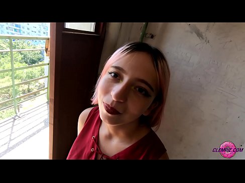 ❤️ Nemandi Sensual sýgur ókunnugan í úthafinu - Ásamt andliti hans ❌ Frábært klám á is.hentai-menu.ru ☑